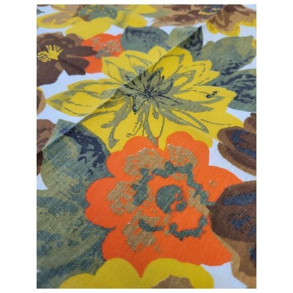 Vintage 1960 Floral Napkin Set - Picture 4 of 4